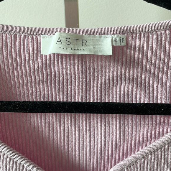 ASTR long sleeve v-neck cardigan in icy pink sz S - Picture 3 of 6